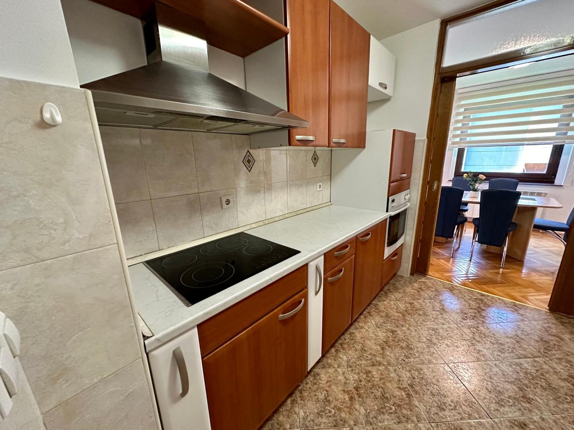 By Expert Aria Center