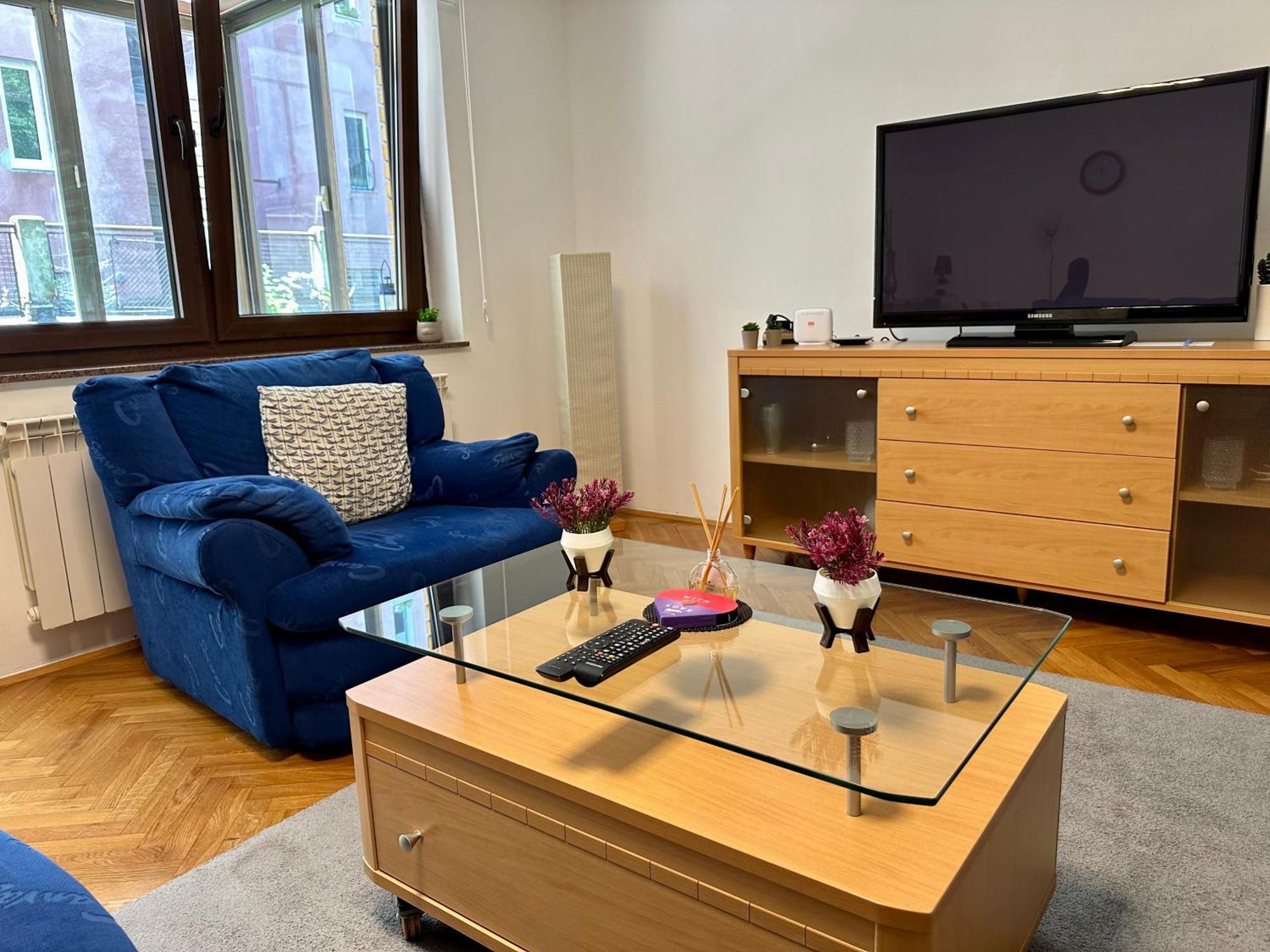 By Expert Aria Center Apartment *